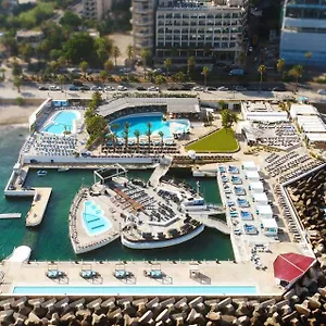 Hotel Riviera And Lounge,