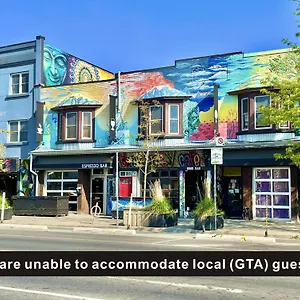** Gæstehus The Only Backpacker's (adults Only) Canada